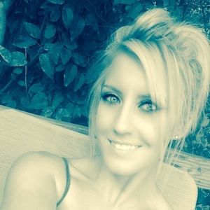 Meet your Posher, Teri